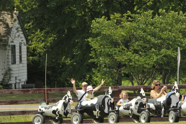 CowsNCorn-07-12-2009-48.JPG - (C)RPWorks-Goldman