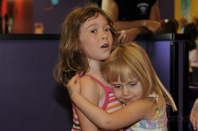 Dan-Pat-5Bday-07-18-2009-016.JPG - (C)RPWorks-Goldman