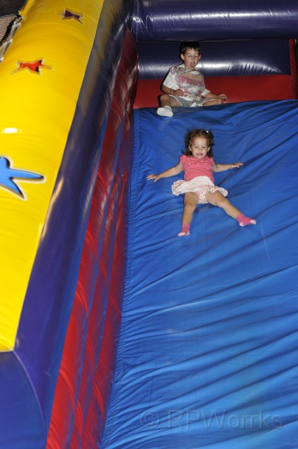 Dan-Pat-5Bday-07-18-2009-101.JPG - (C)RPWorks-Goldman