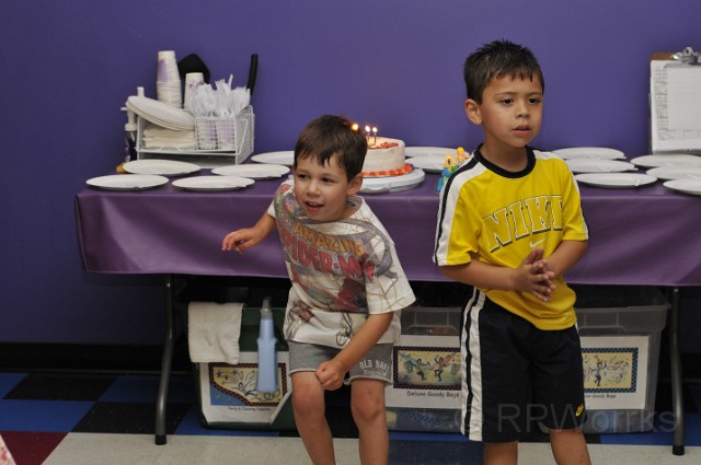 Dan-Pat-5Bday-07-18-2009-271.JPG - (C)RPWorks-Goldman