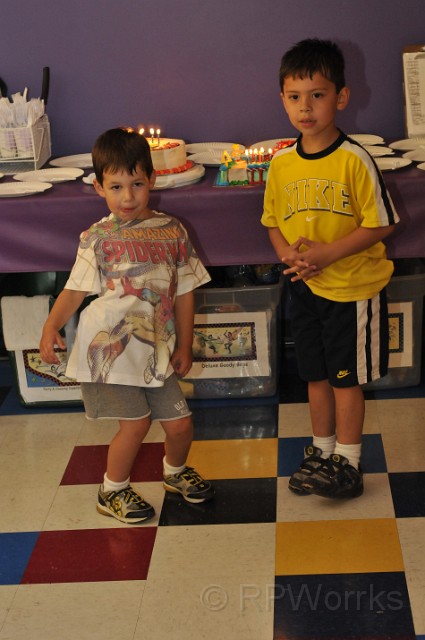 Dan-Pat-5Bday-07-18-2009-273.JPG - (C)RPWorks-Goldman