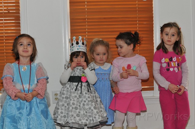 Emma3Bday-20100116-105.JPG - (C)RPWorks-Goldman