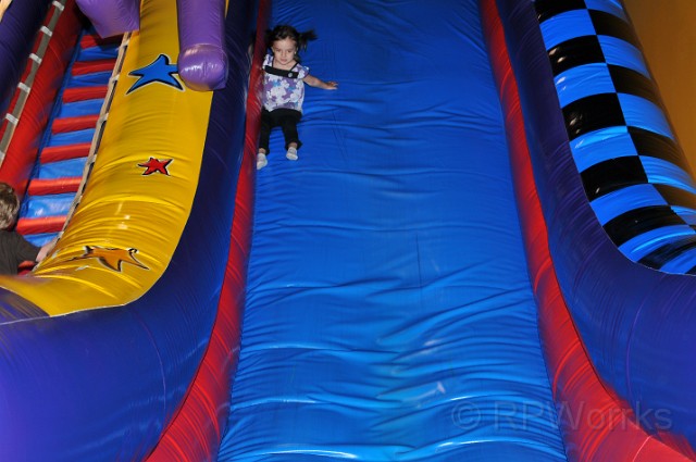 Lyri-Bday-20100501-20.JPG - (C)RPWorks-Goldman